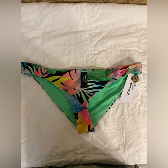 NWT Hurley Bikini Bottoms XL - Picture 2 of 3